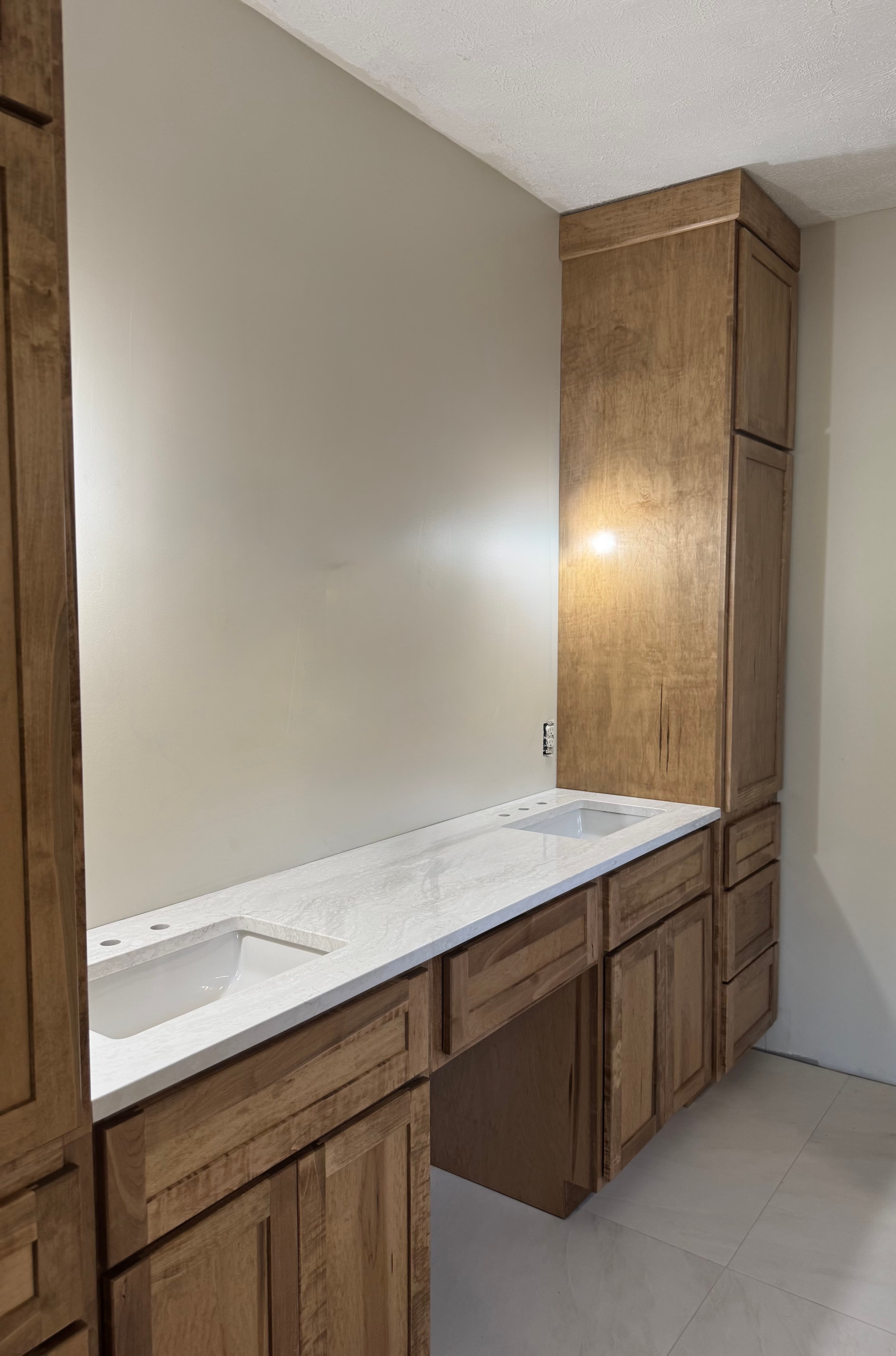 Wood & Cabinet Finishes